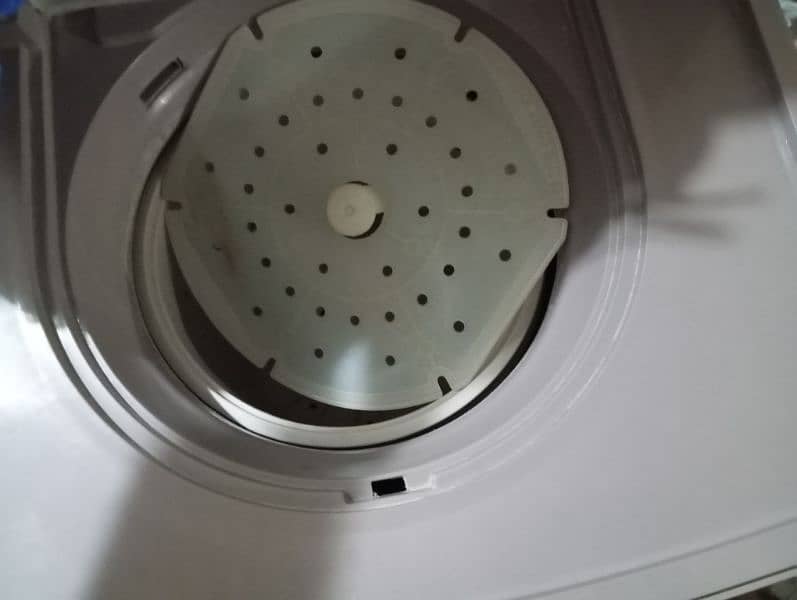 washing machine and dryer 4