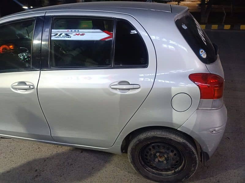 Toyota vitz 2