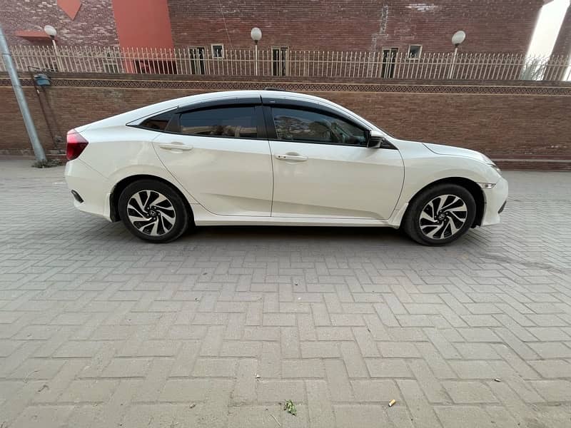 Honda Civic VTi Oriel Prosmatec 2018 5