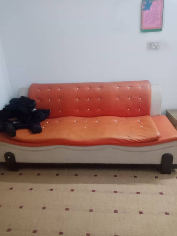 7 seater sofa in leather 2