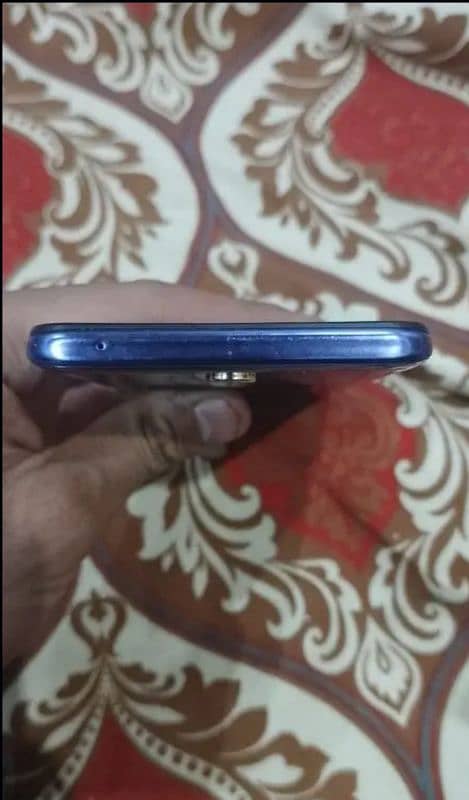 oppo f11 bilkul genuine phone 3