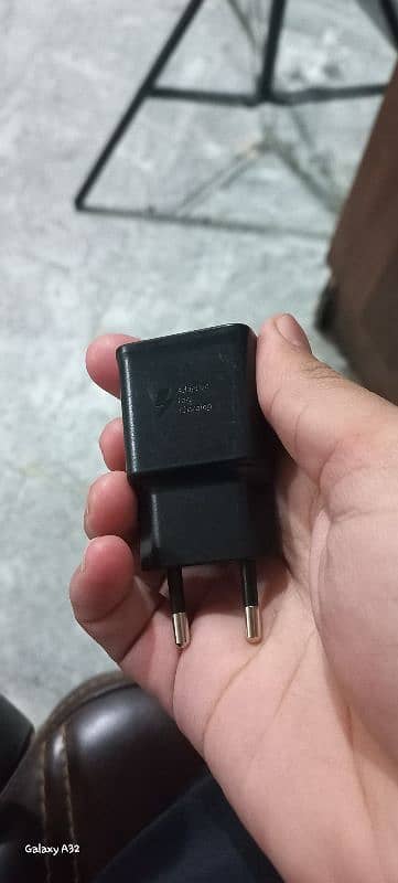 Original Samsung 15 Watt Adaptive Fast Charger 0