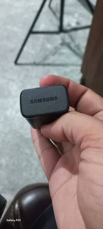 Original Samsung 15 Watt Adaptive Fast Charger 4