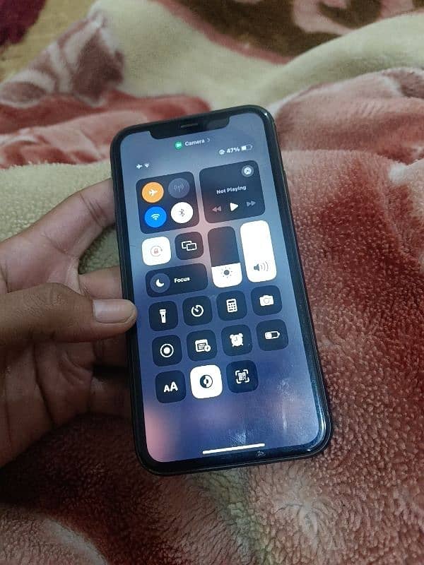 Iphone 11 64 Gb Non PTA with 89% Battery Health . 5