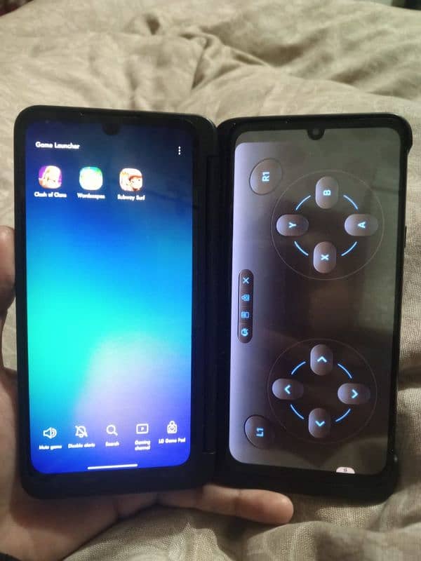 lg g8x dual screen 4