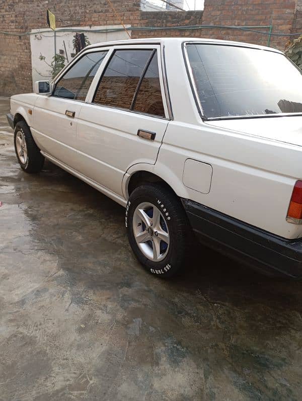 Nissan Sunny 1987 lush condition 5