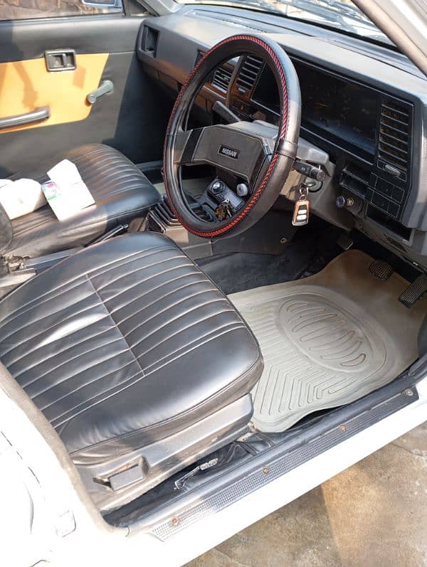 Nissan Sunny 1987 lush condition 8