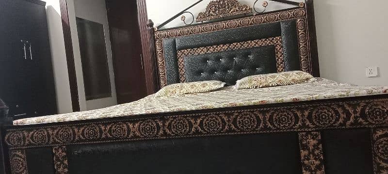 iron Bed 3