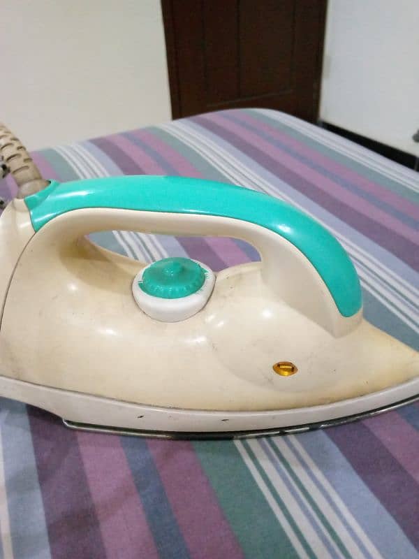 sale home use iron 5 years old 1