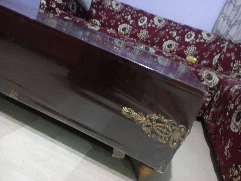 Center table bilkul new 3