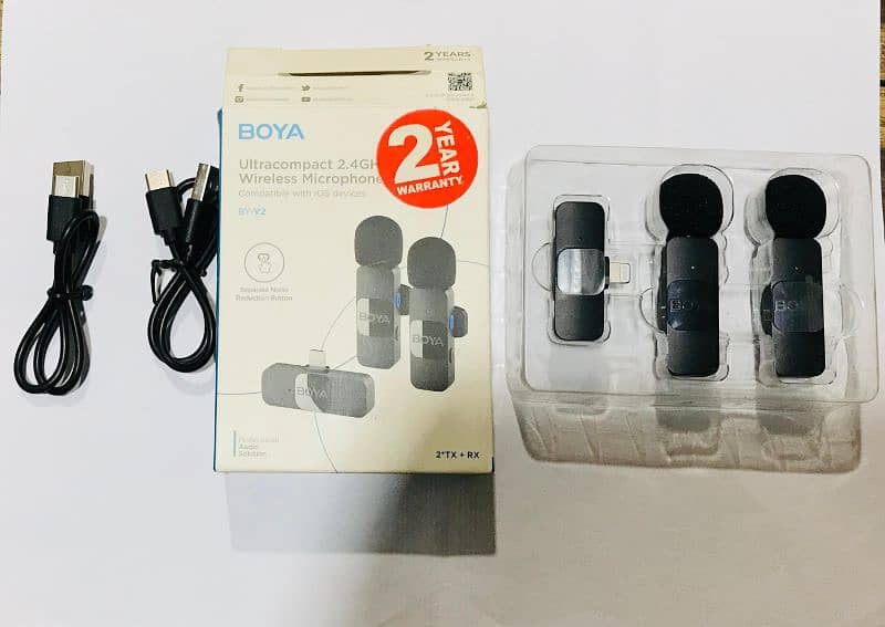 Boya Ultracompact 2.4GHZ Wireless Microphone 1