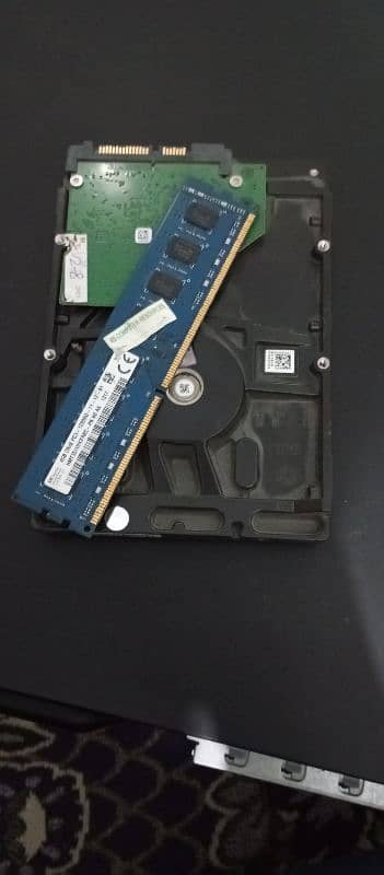 Hard drive and 4gb ram 3