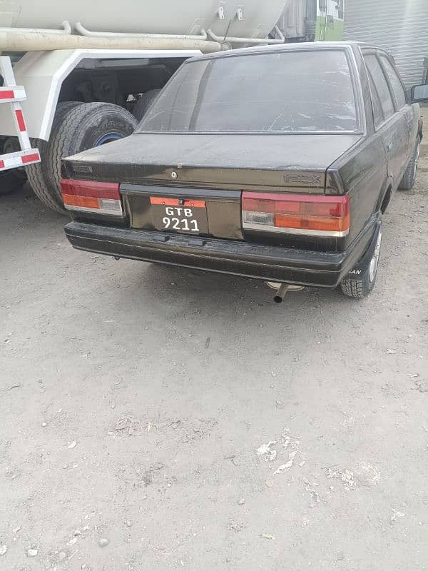 Nissan Sunny 1988 5