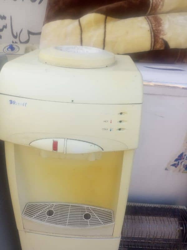 Orient water Dispenser 0