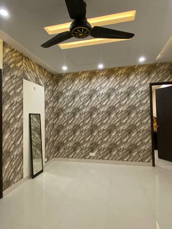 Falaknaz Presidency Jinnah Avenue Flat For Sale 2