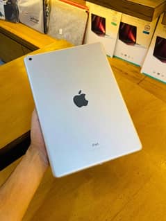 iPad Air 2 16 gb 10 by 10