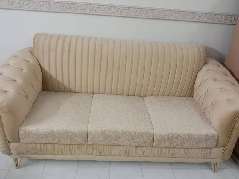 brand new 6 seater sofa set with center table 3