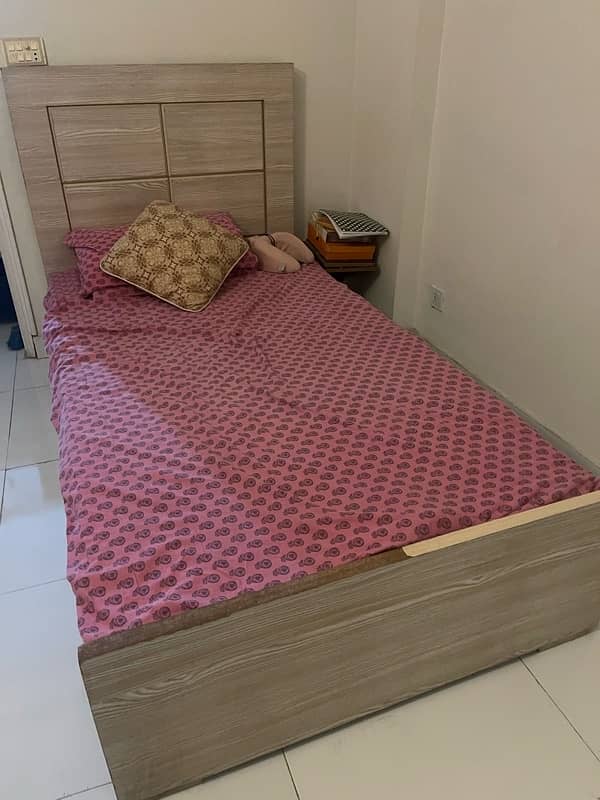 SINGLE BED FOR URGENT SELL 0