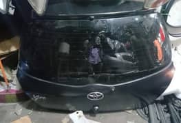 vitz 2005 model