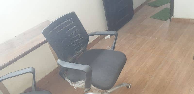 Salam office chair and tables 1