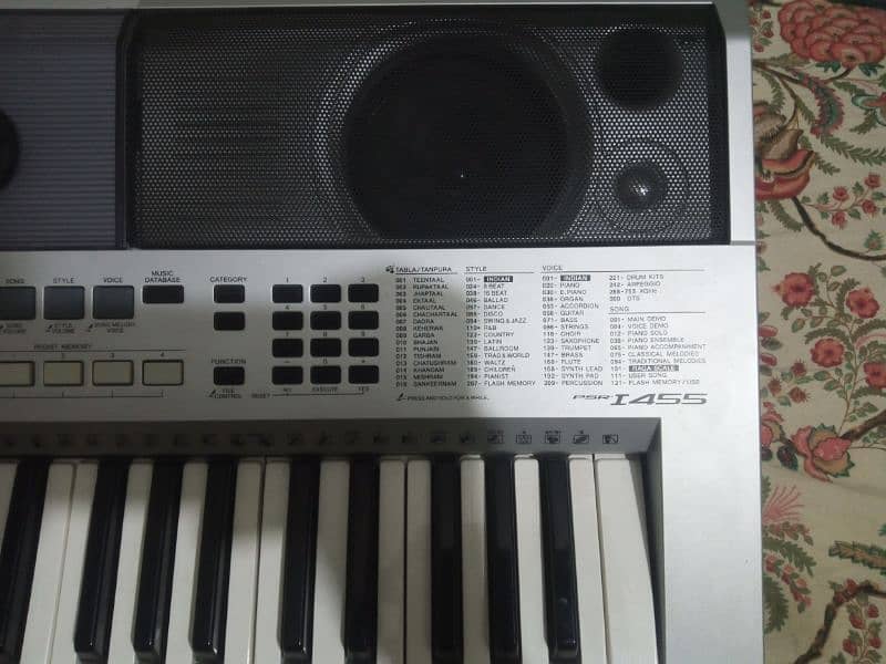 Yamaha PSR1455 1