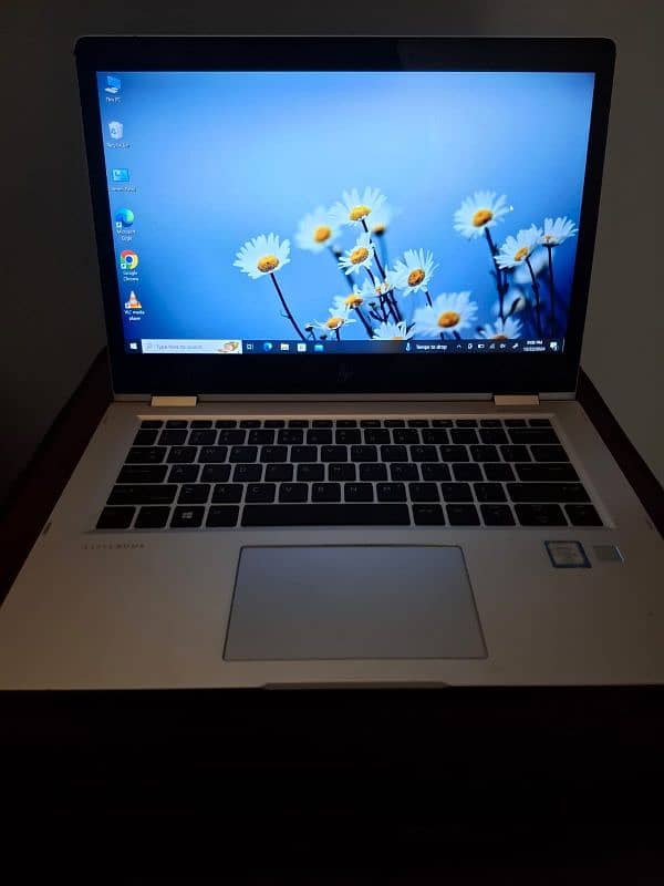 HP Elite Book 1030 G2, minimally used, good condition, affordable. 0