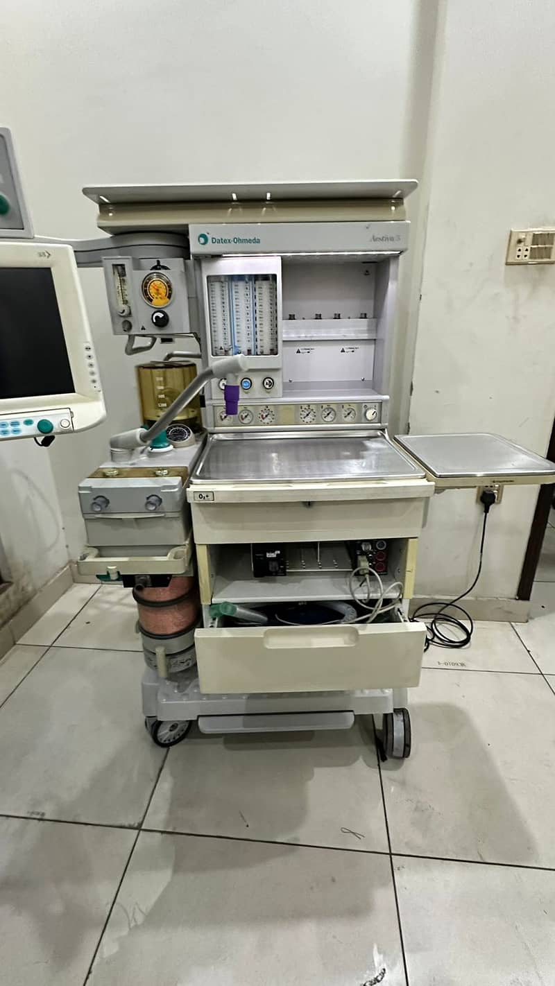 Anesthesia Machine - Imported quality - wholesale rates 1