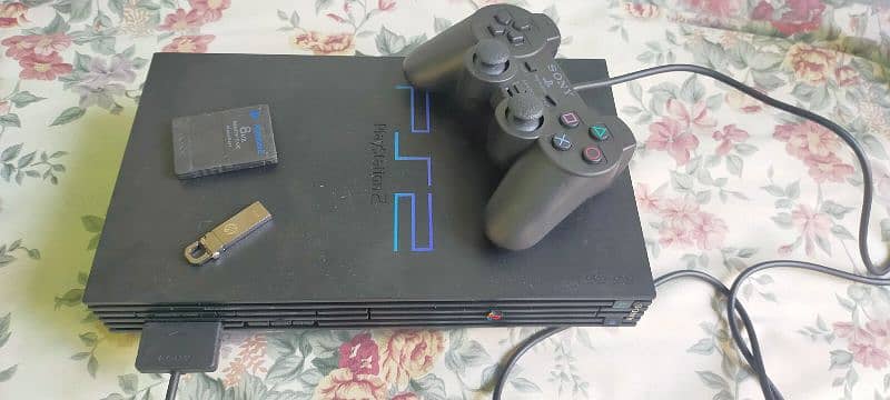 Playstation 2 with 30 games installed - Memory Card+USB 8GB 2