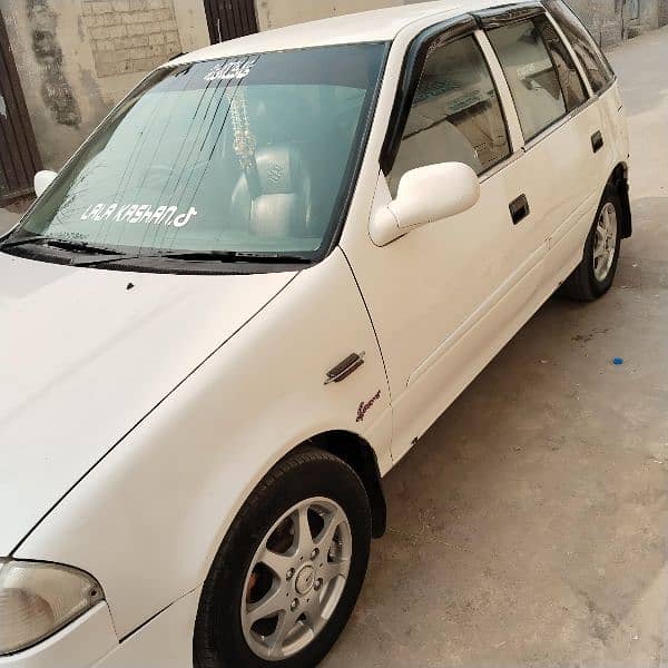 Suzuki Cultus 2017 1