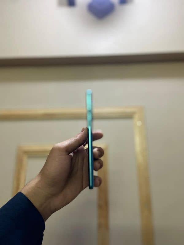 one plus 8 Green color 1