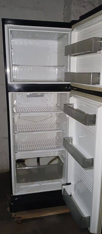 PEL Refrigerator PRGD 155 - Used but good condition 2