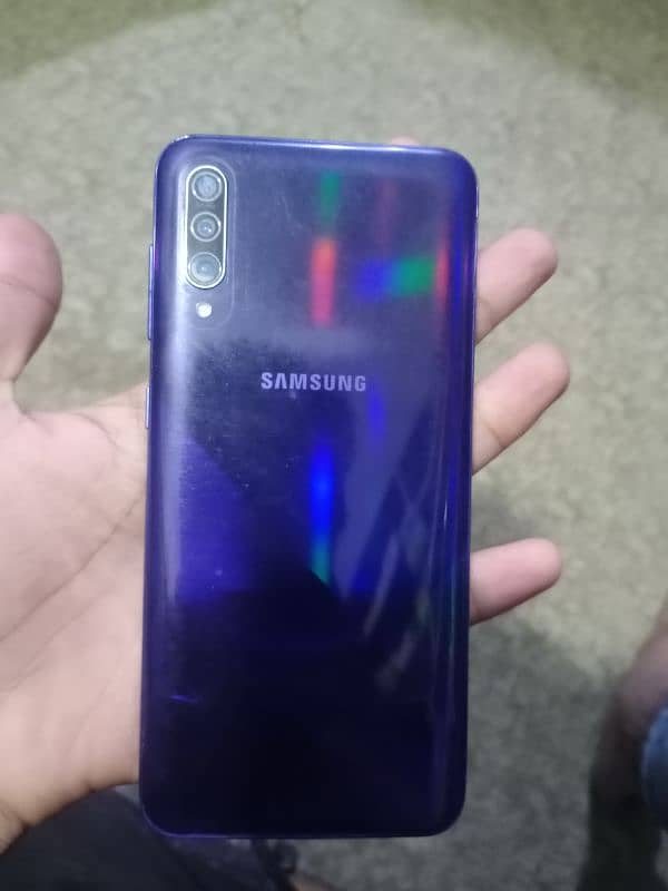 Samsung A30s 0