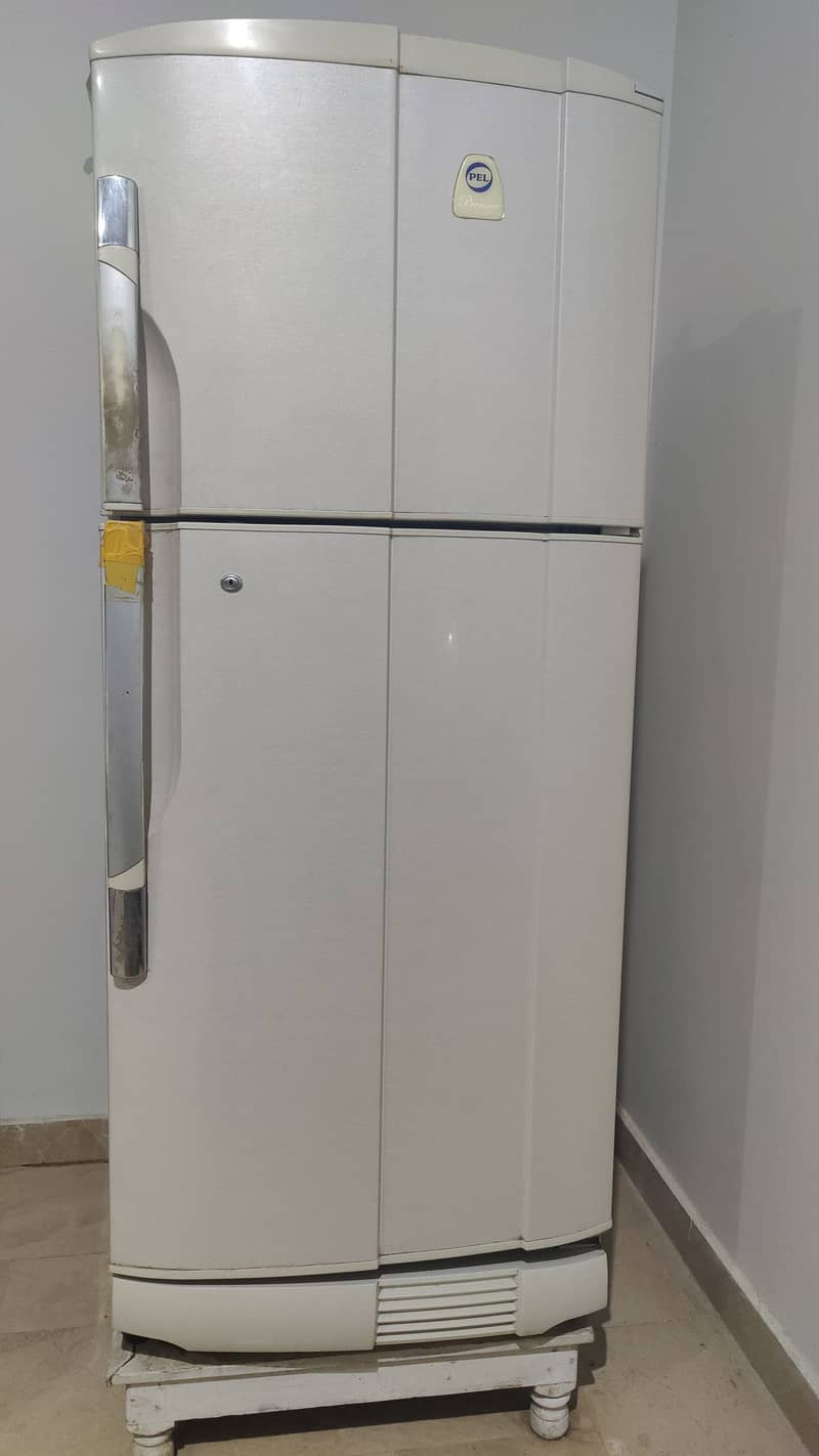 PEL Full Size Fridge and Freezer PC-20165 Wide Body Refrigerator Used 0