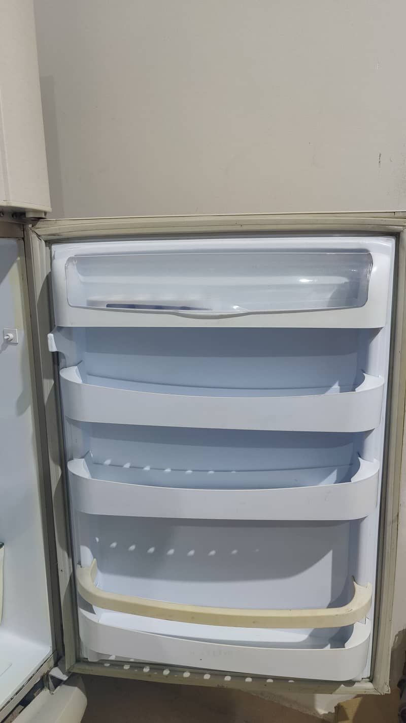 PEL Full Size Fridge and Freezer PC-20165 Wide Body Refrigerator Used 5