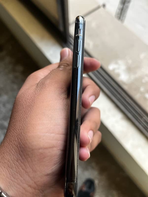 IPhone x non pta contact this WhatsApp number 03012421923 6