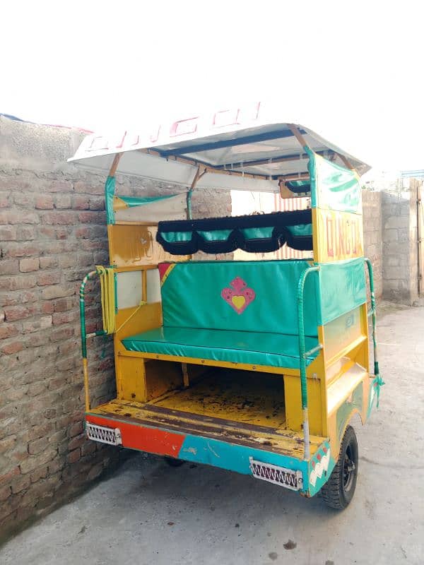 Bht hi munasib keemt me rikshaw 1