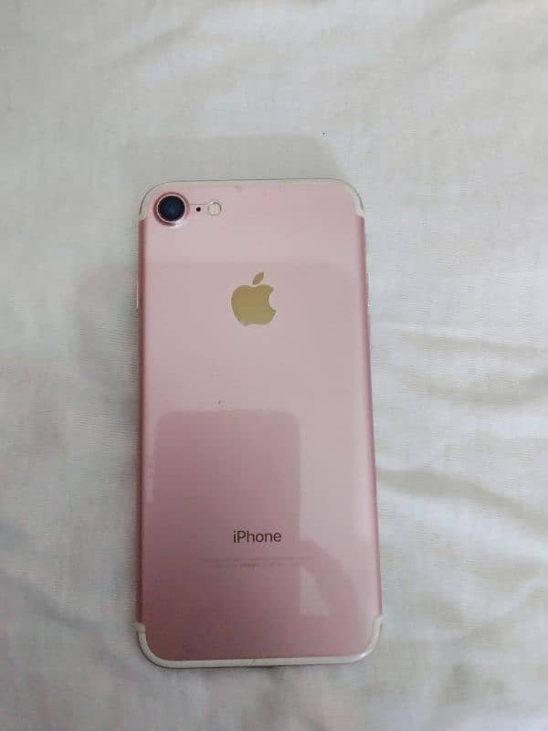 iphone7 PTA approved 128gb 3