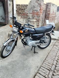 Model 2025 Honda 125 Bleak For Sale Lahore register