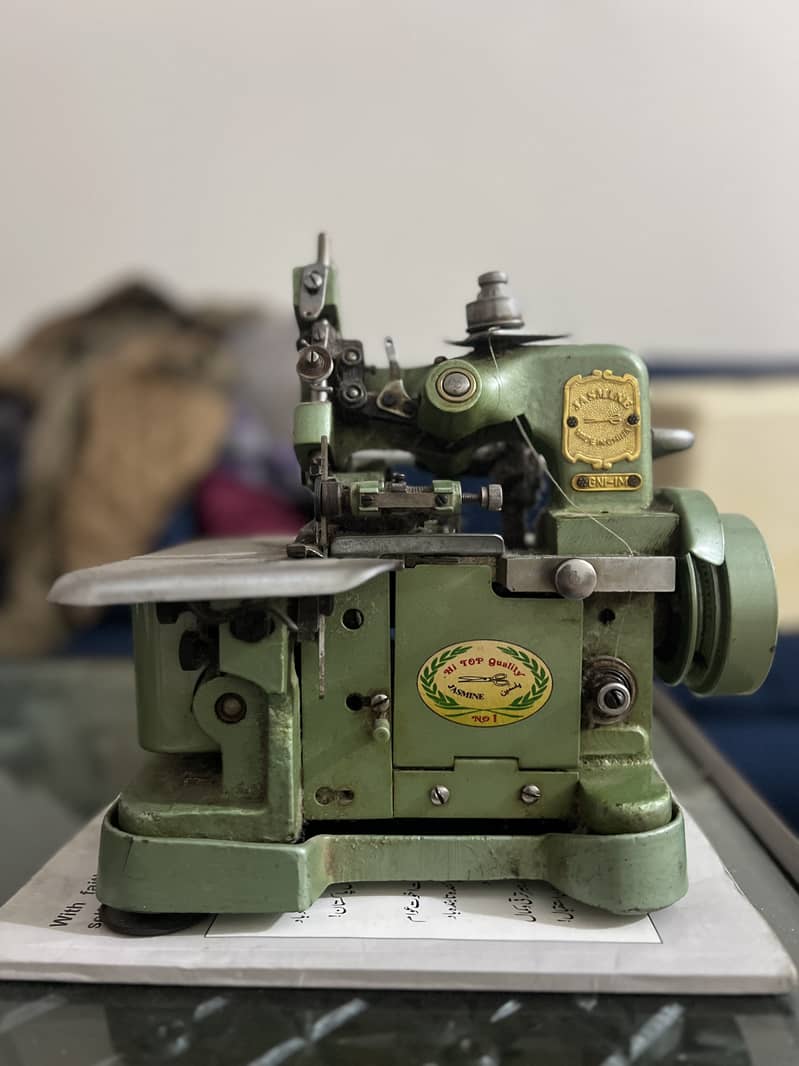 For sell overlock & sweing machine for stitching 1