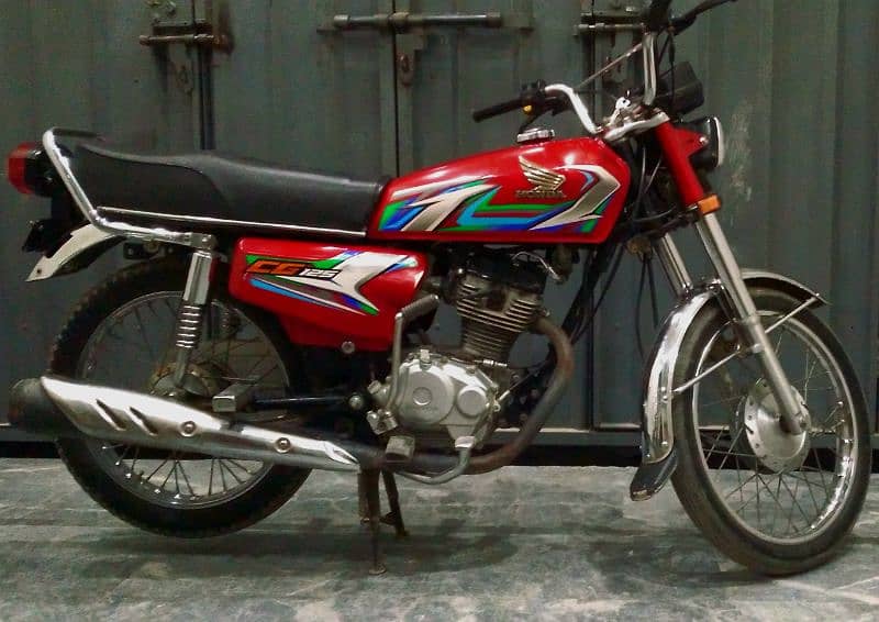 honda 125 red colour 22/23 0