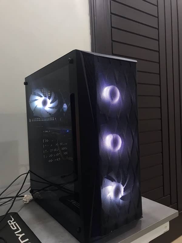 GAMING PC RGB BUILD (PRICE NEGOTIABLE) 1