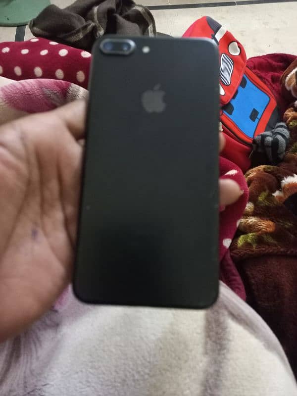 I phone  7 plus 256 gb pta aproved exchanges posbil 1