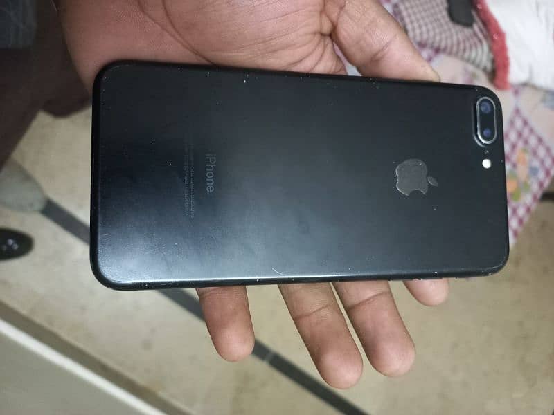 I phone  7 plus 256 gb pta aproved exchanges posbil 2