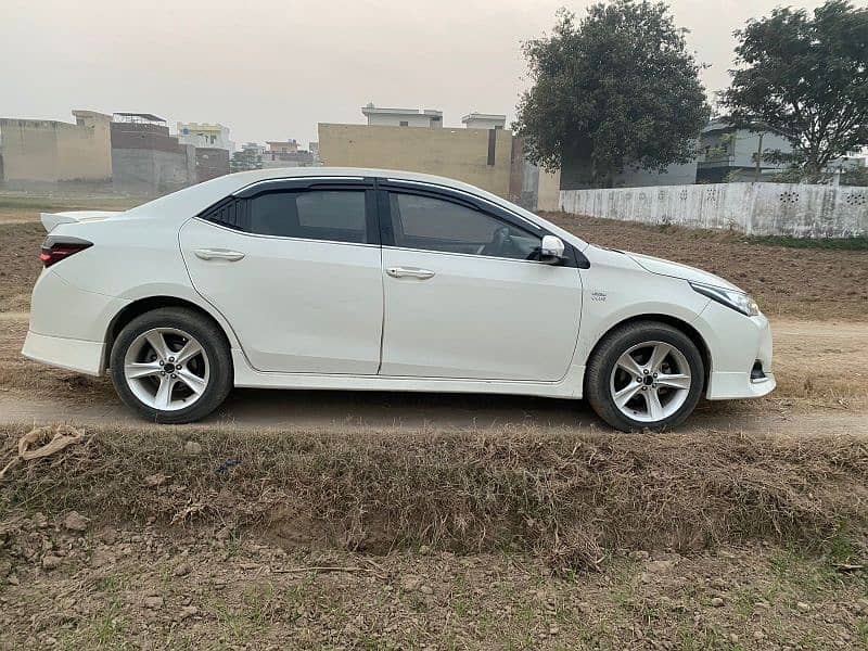 Toyota Corolla GLI 2015 15