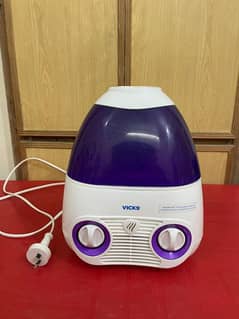 Vicks Steam Humidifier / Vaporizer, Imported