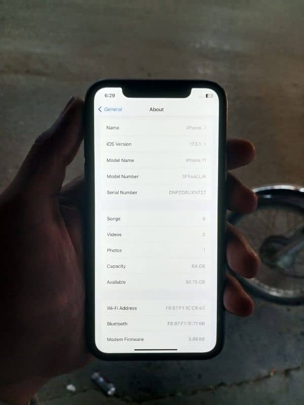 iPhone 11 64GB *WATERPACK* 3