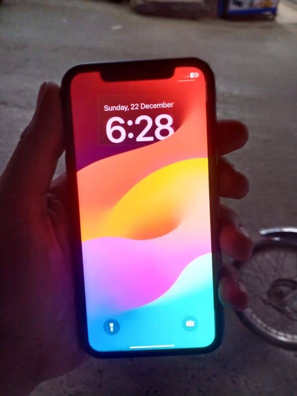 iPhone 11 64GB *WATERPACK* 6