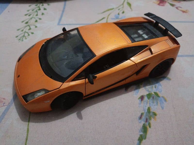 Maisto Scale 1/18 Lamborghini Gallardo Superleggera Orange Used 0