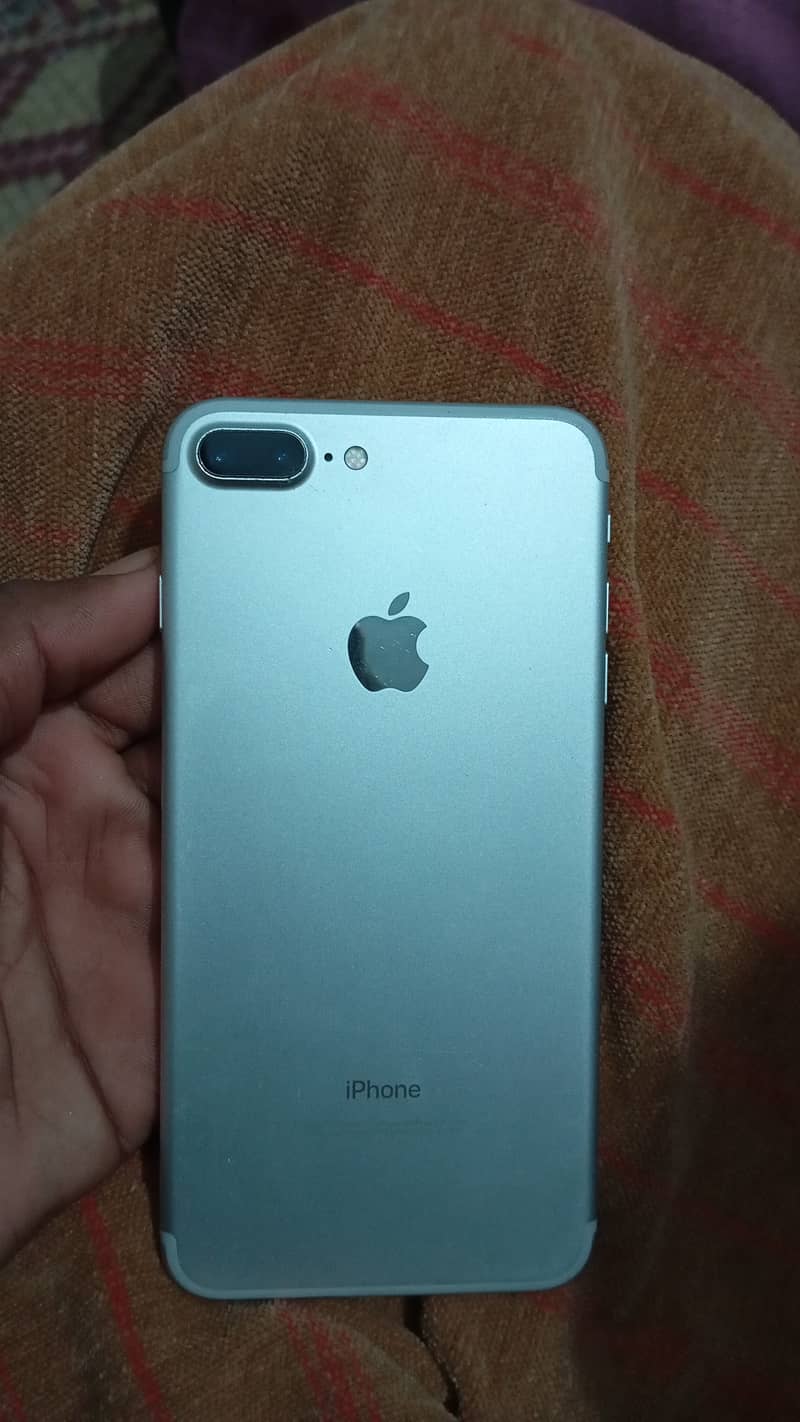 7plus for sell pta proved 32GB  03033432550 1