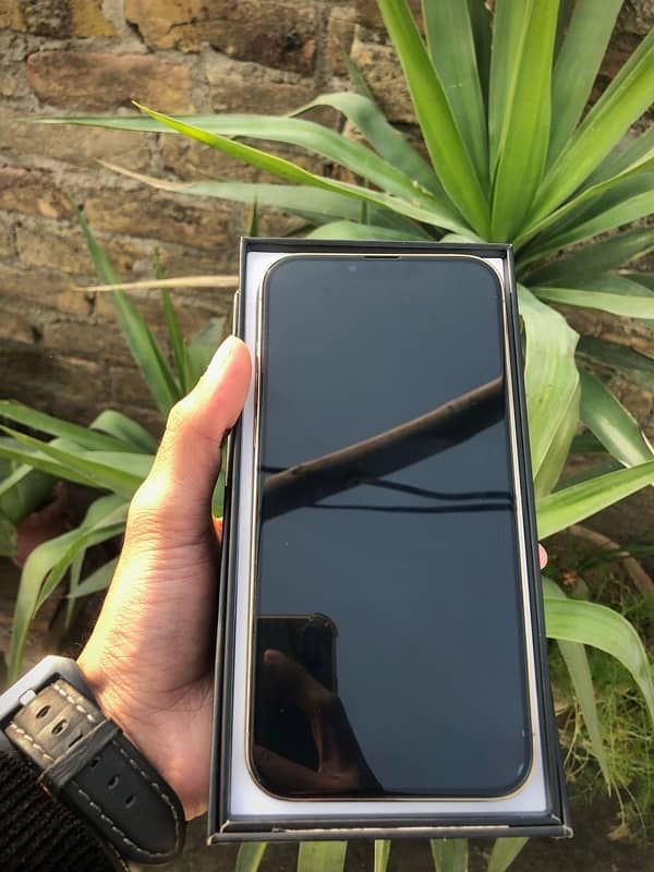 iphone 13pro max 128gb non pta with box only 7